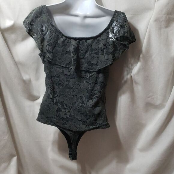 Express. Dark Green Lace Bodysuit Off Shoulder Size MP - Picture 6 of 12